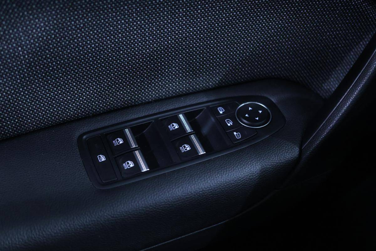 renault-captur-1-0-tce-2024-gasolina-999cc