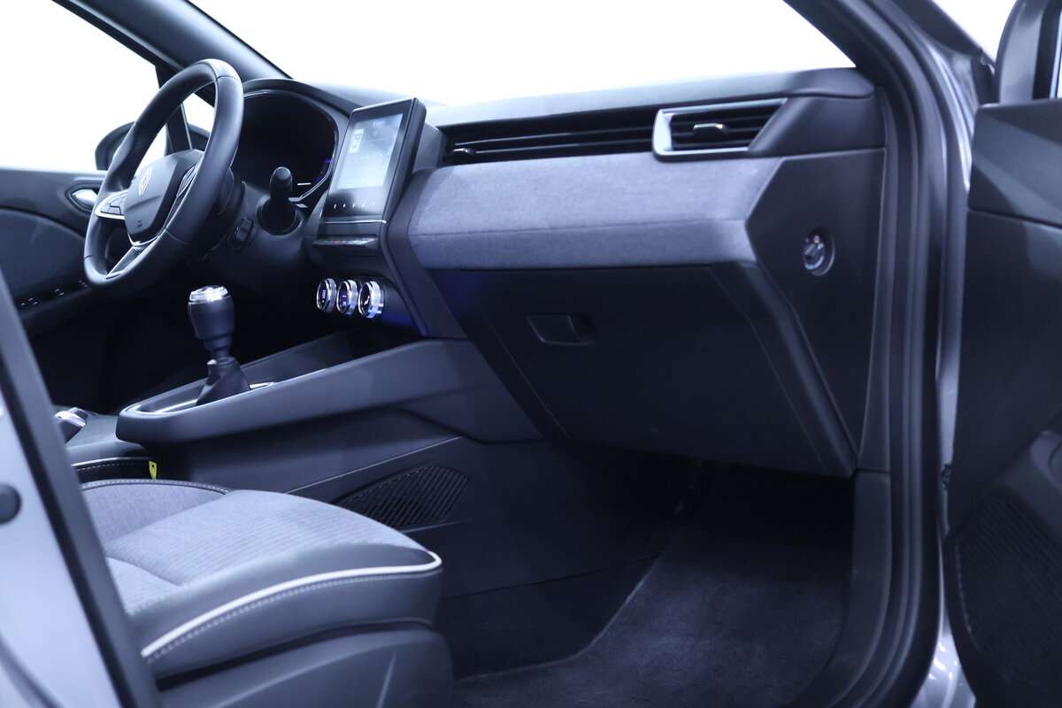 renault-clio-1-0-tce-2025-gasolina-999cc