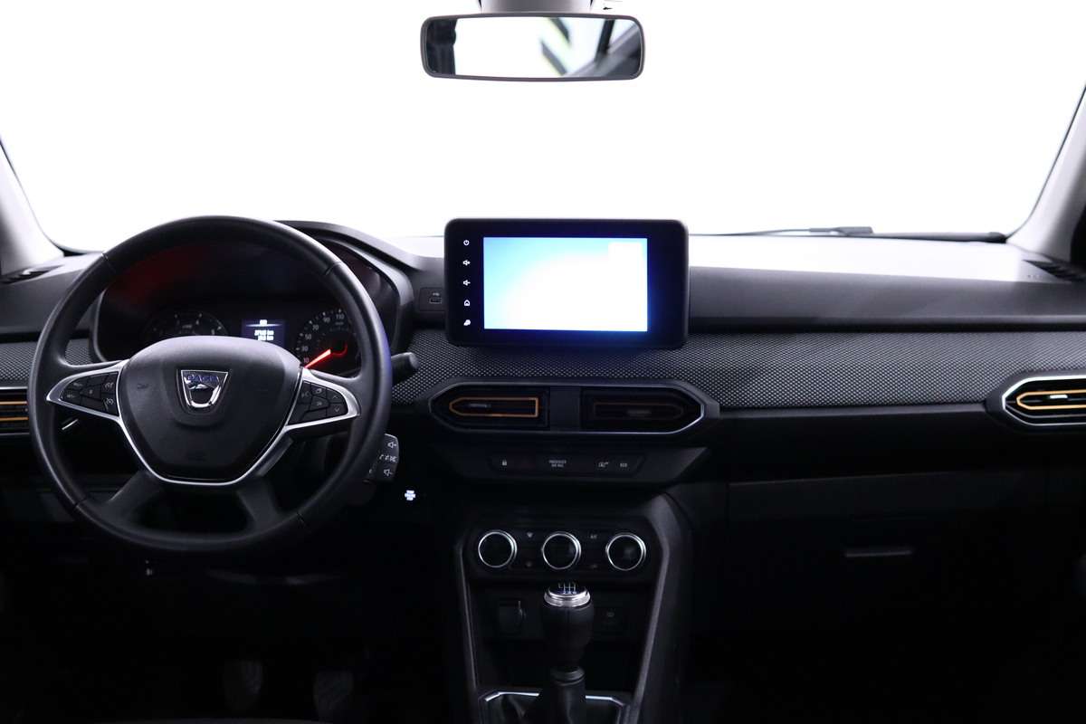 dacia-sandero-1-0-tce-2022-gasolina-999cc