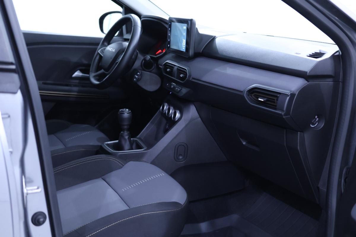 dacia-jogger-1-0-91cv-2023-gasolina-999cc