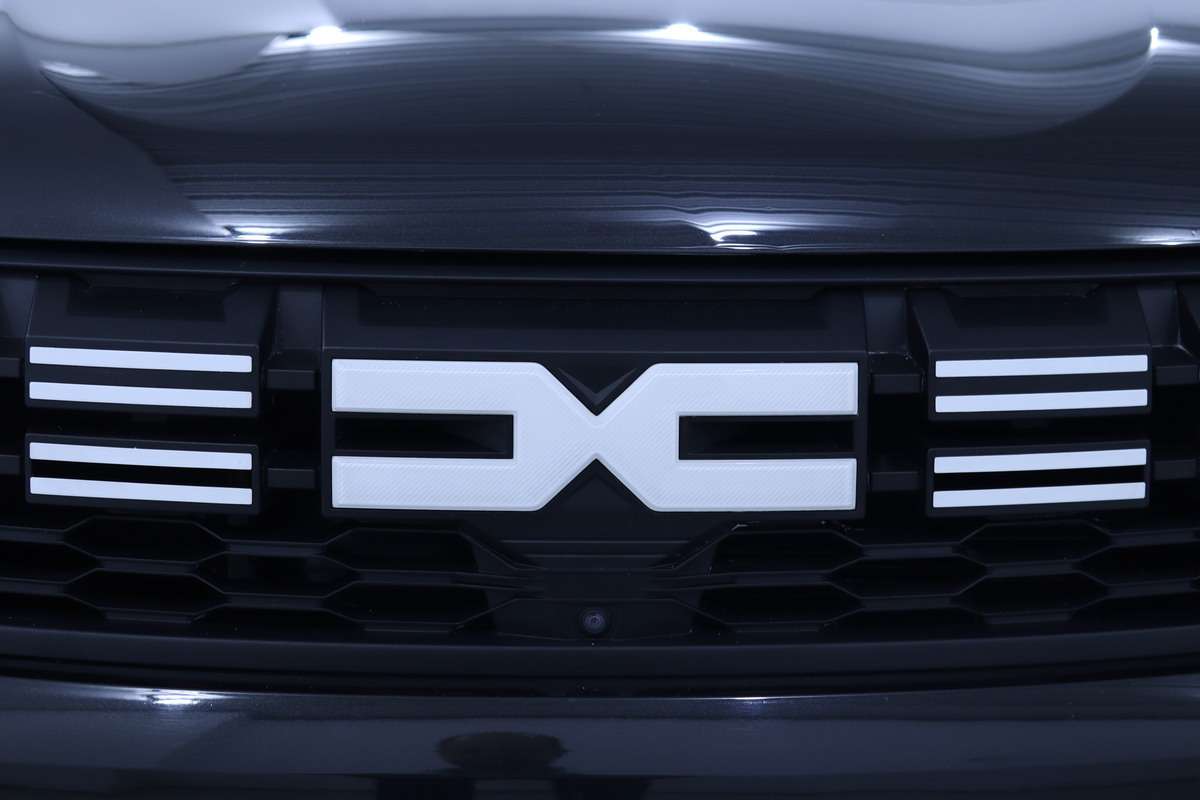 dacia-duster-1-0-tce-2023-gasolina-999cc