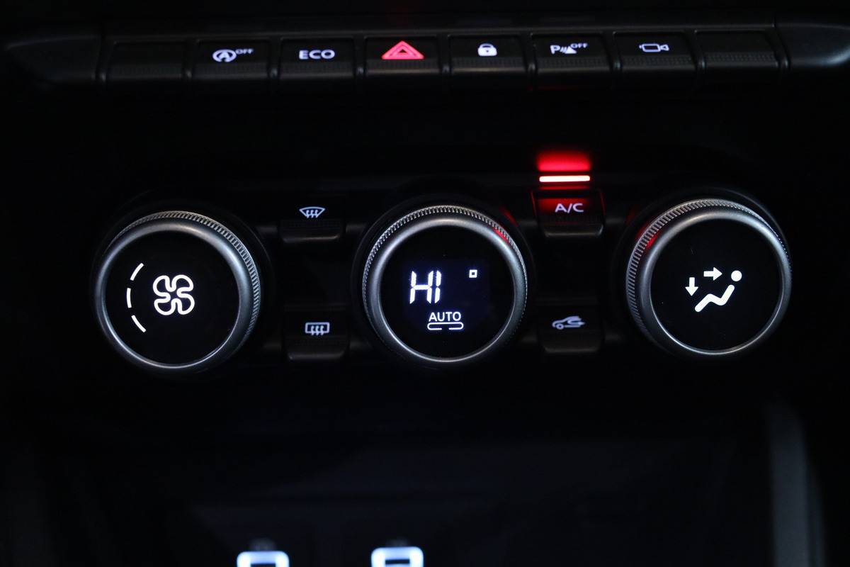 dacia-duster-1-0-tce-2023-gasolina-999cc