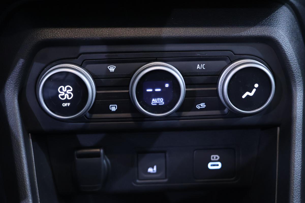 dacia-sandero-1-0-tce-2025-gasolina-999cc