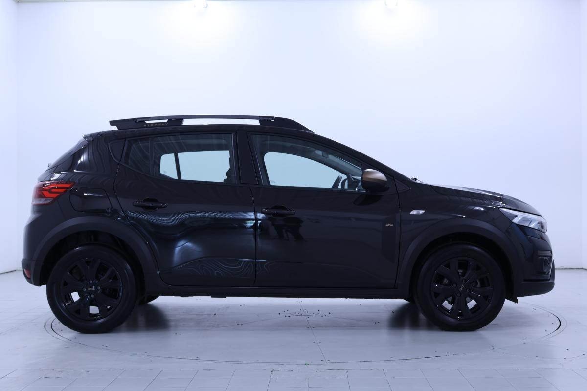 dacia-sandero-1-0-tce-2025-gasolina-999cc