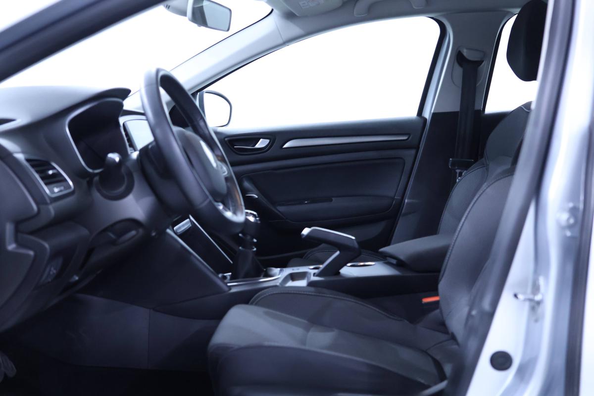 renault-megane-1-5-blue-dci-2022-diesel-1461cc