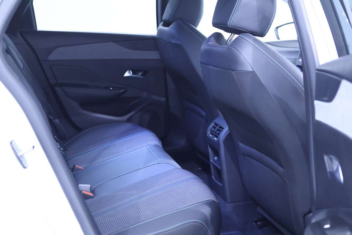 peugeot-308-1-2-puretech-2024-gasolina-1199cc