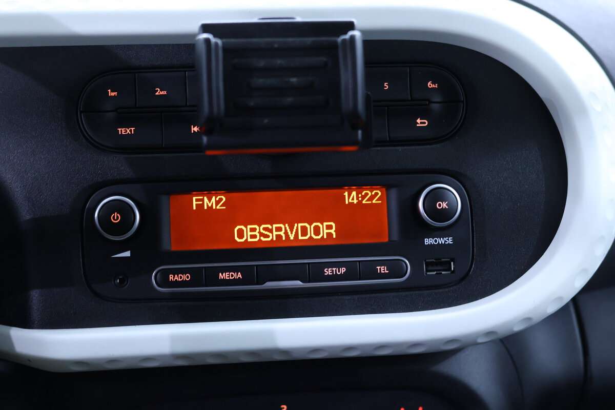 renault-twingo-1-0-sce-2021-gasolina-999cc