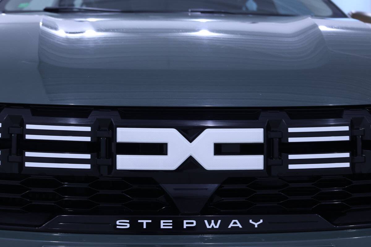 dacia-sandero-1-0-tce-2024-gasolina-999cc