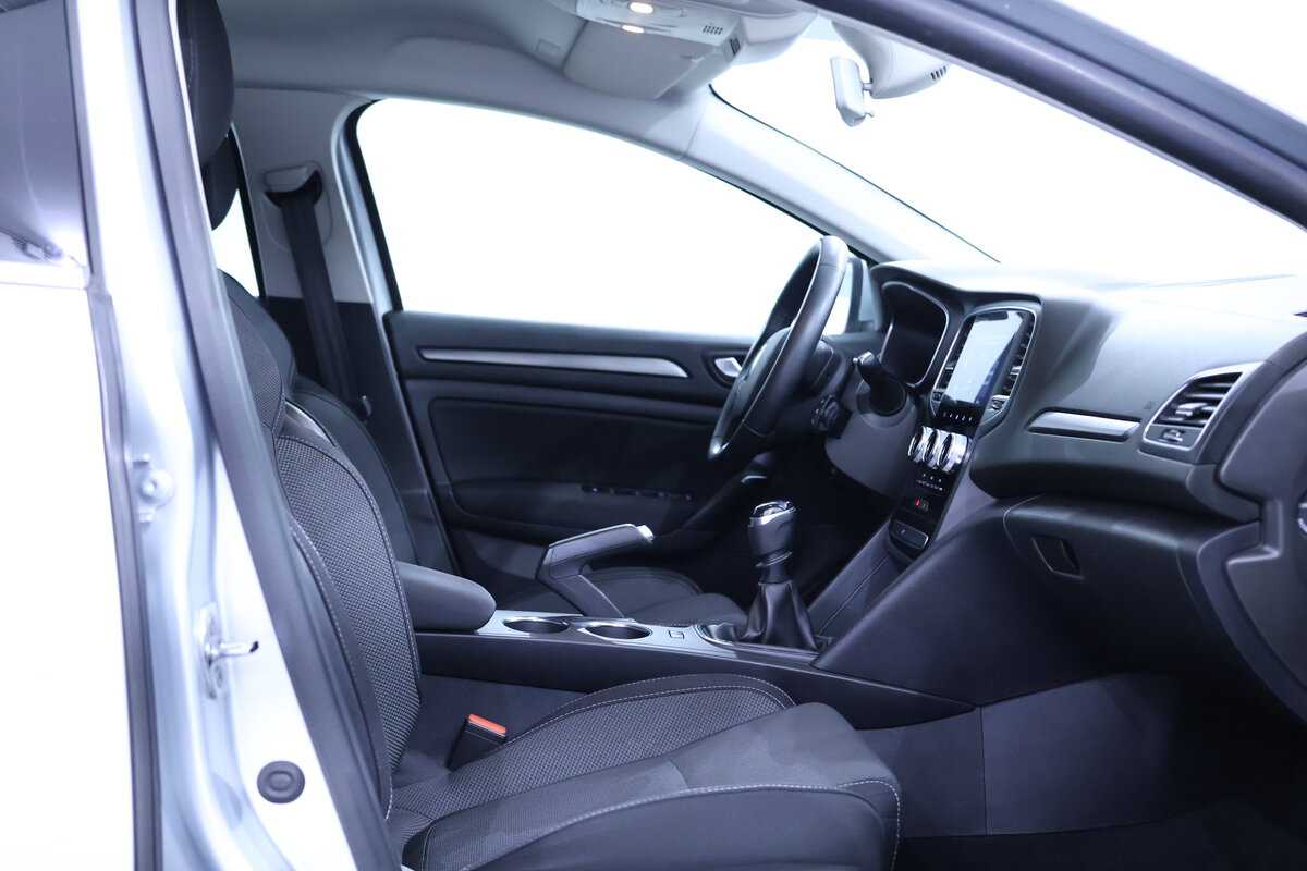 renault-megane-1-5-blue-dci-2022-diesel-1461cc