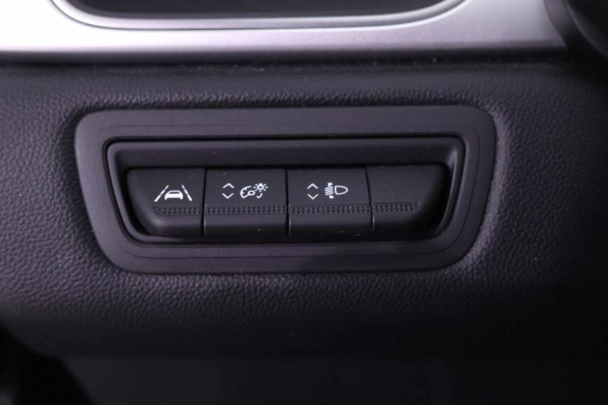 renault-captur-1-0-tce-2023-gasolina-999cc