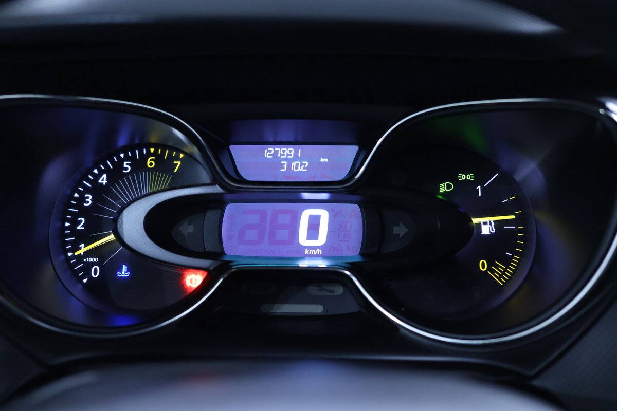 renault-captur-0-9-tce-2016-gasolina-898cc