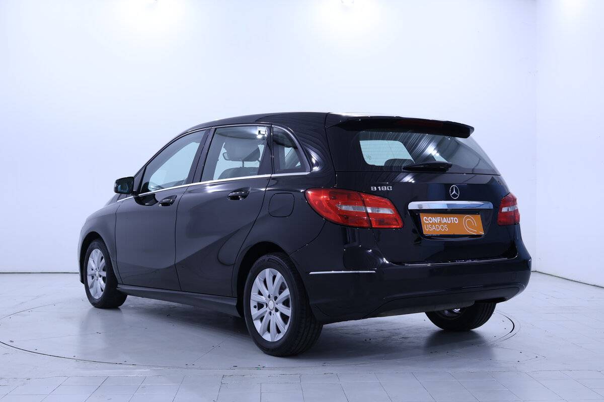 mercedes-benz-classe-b-b-180-2014-gasolina-1595cc