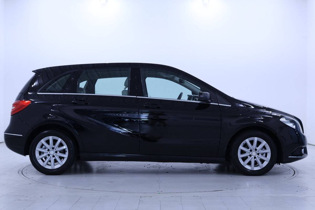 mercedes-benz-classe-b-b-180-2014-gasolina-1595cc
