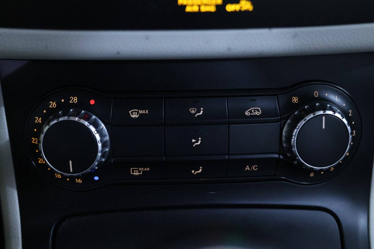 mercedes-benz-classe-b-b-180-2014-gasolina-1595cc