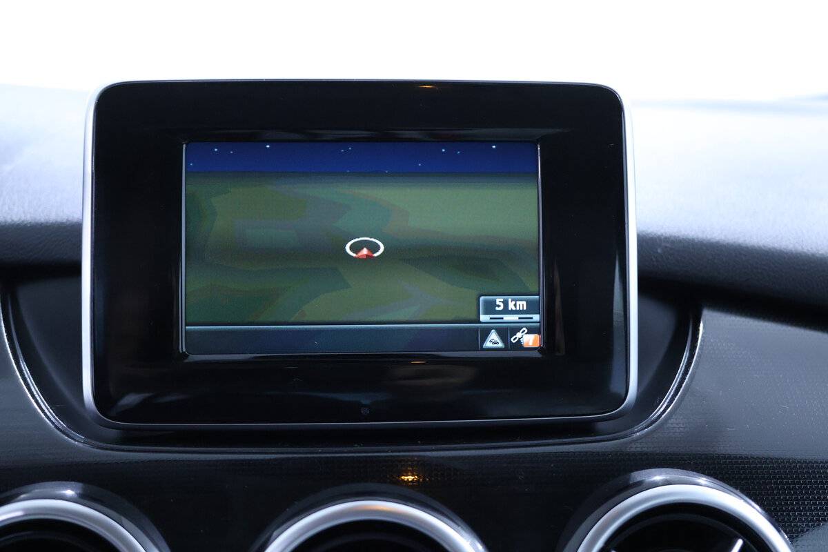 mercedes-benz-classe-b-b-180-2014-gasolina-1595cc