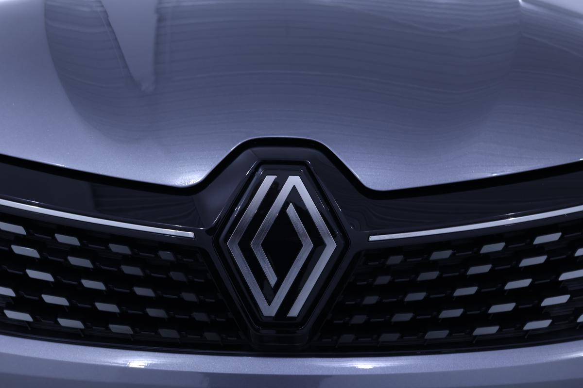 renault-clio-1-0-91cv-2024-gasolina-999cc