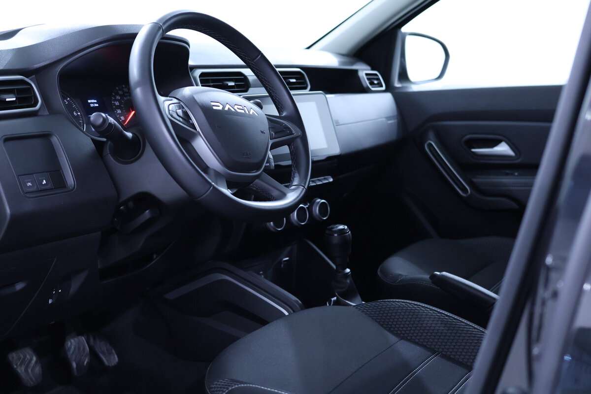 dacia-duster-1-0-tce-2023-gasolina-999cc