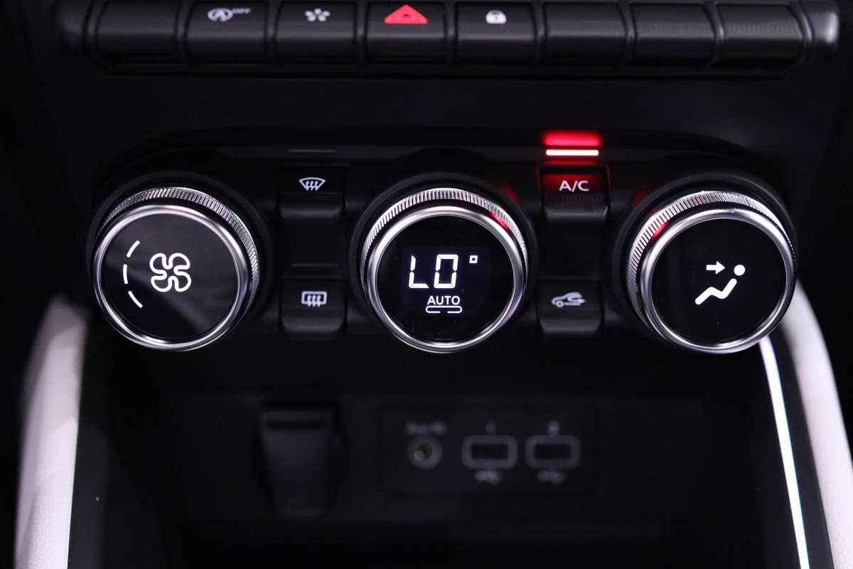 renault-clio-1-0-91cv-2023-gasolina-999cc