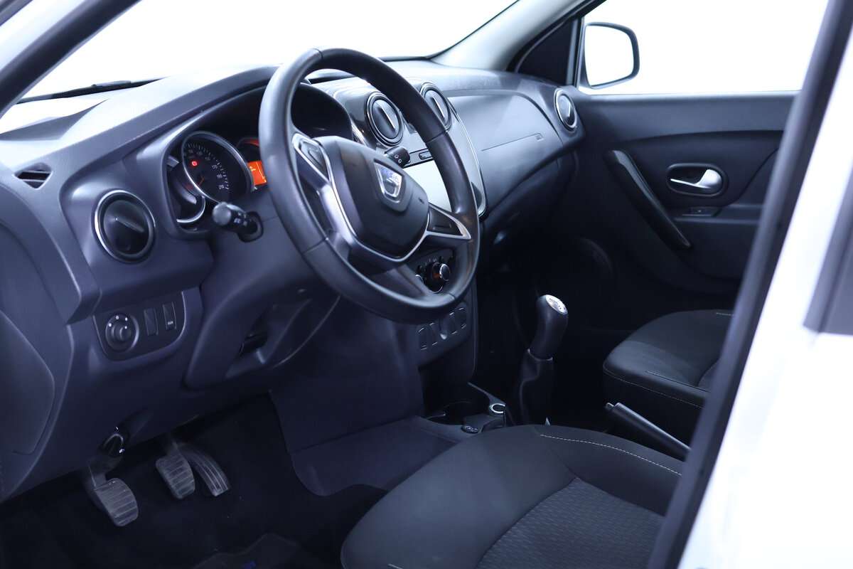 dacia-sandero-0-9-tce-2017-gasolina-898cc