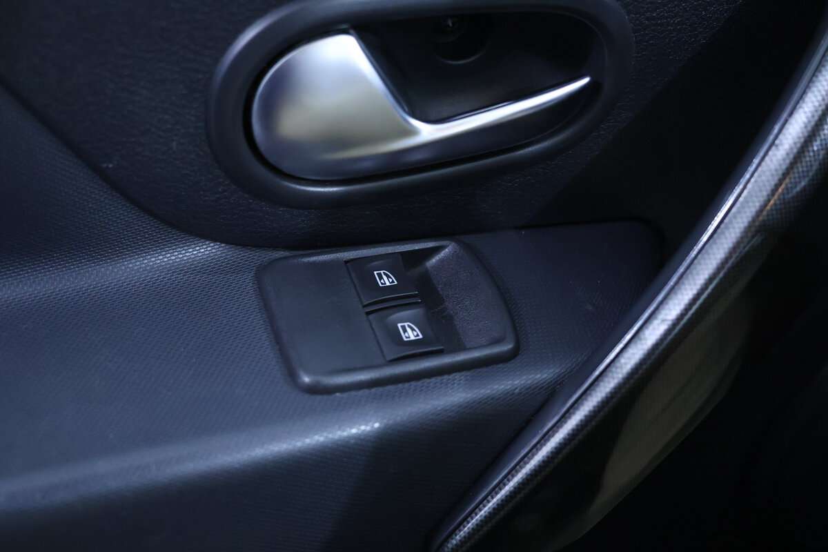 dacia-sandero-0-9-tce-2017-gasolina-898cc