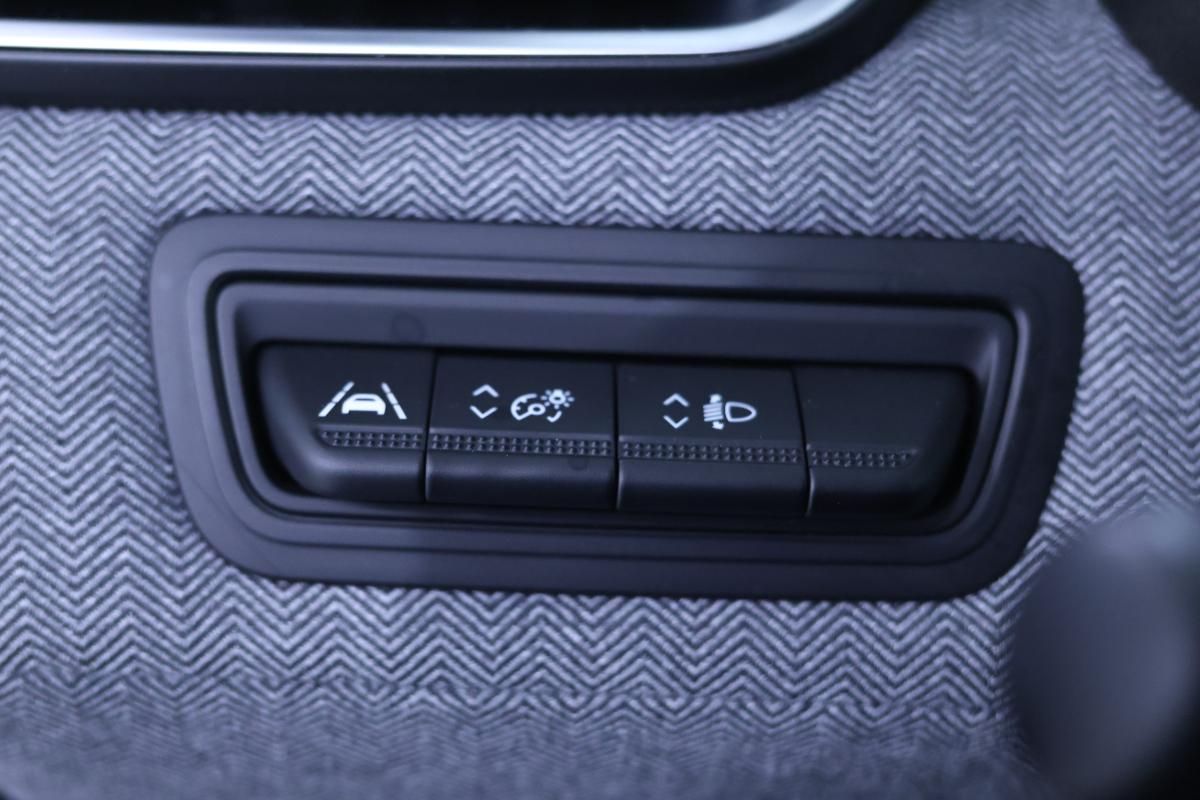 renault-clio-1-0-91cv-2024-gasolina-999cc