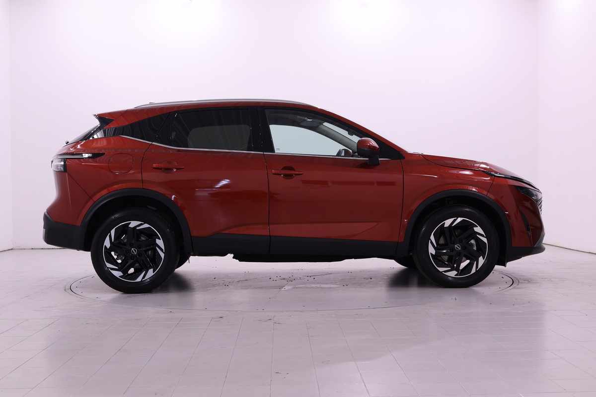 nissan-qashqai-1-3-dig-t-mild-hybrid-2024-gasolina-1332cc