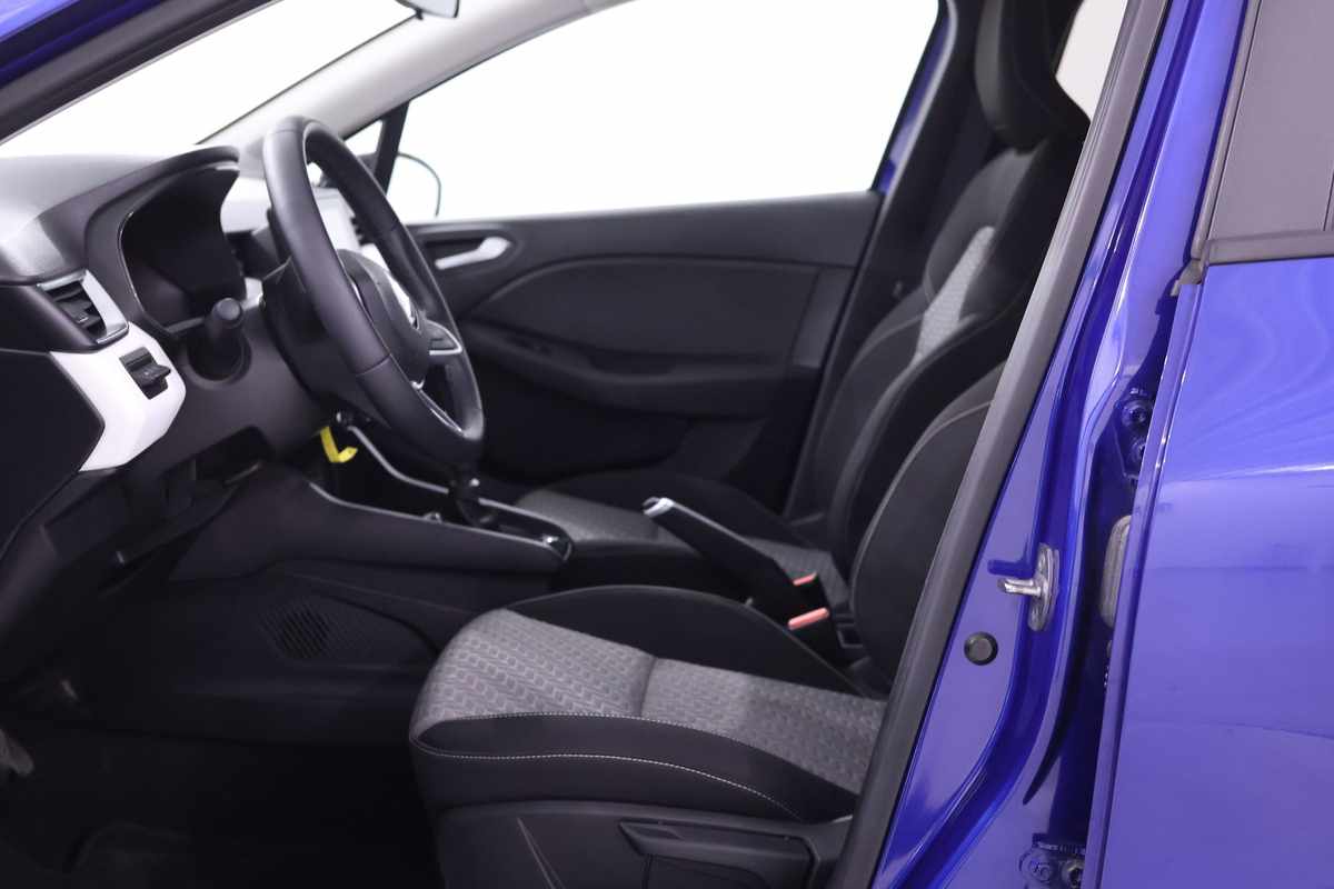 renault-clio-1-0-tce-2023-gasolina-999cc