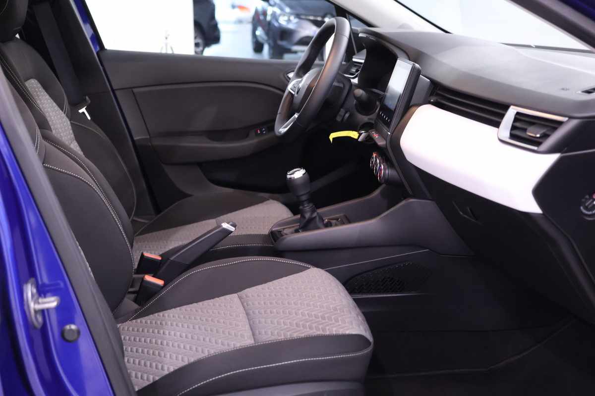 renault-clio-1-0-tce-2023-gasolina-999cc