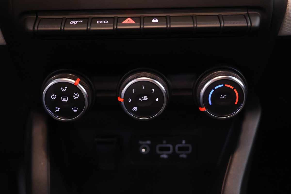 renault-clio-1-0-tce-2023-gasolina-999cc