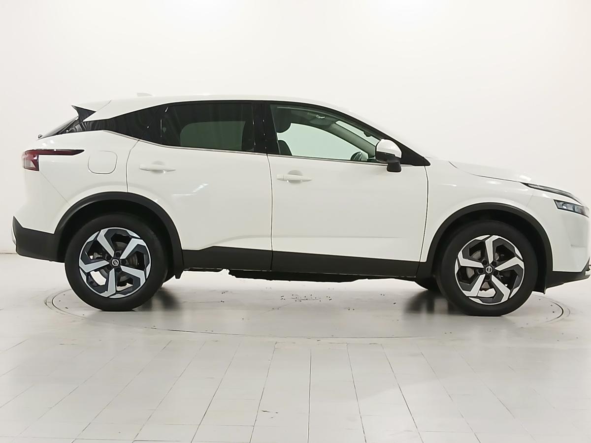 nissan-qashqai-1-3-dig-t-2022-gasolina-1332cc