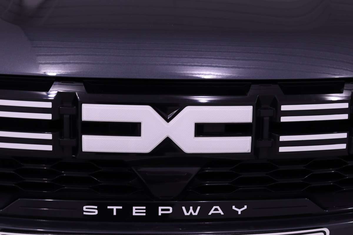 dacia-sandero-1-0-tce-2023-gasolina-999cc