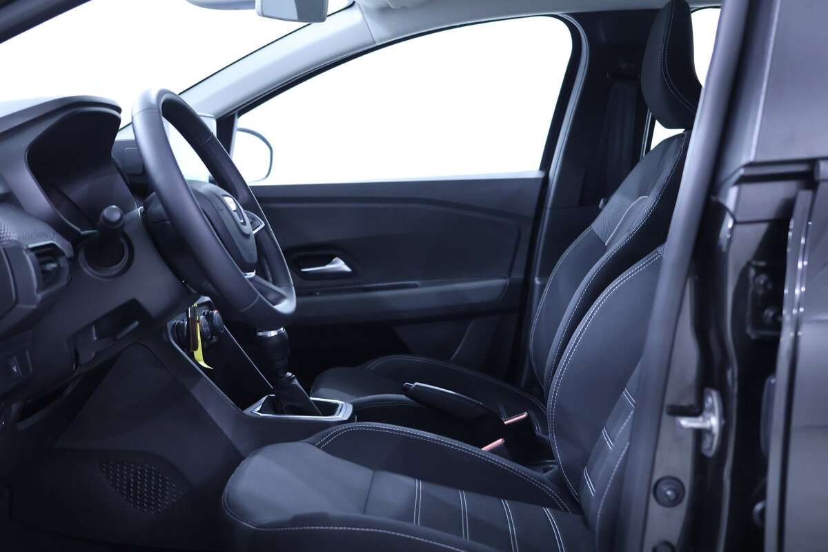 dacia-sandero-1-0-tce-2022-gasolina-999cc
