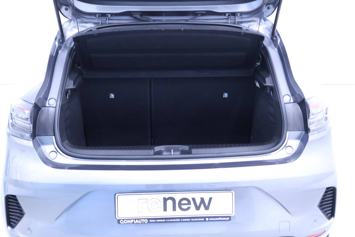 renault-clio-1-5-blue-dci-2024-diesel-1461cc
