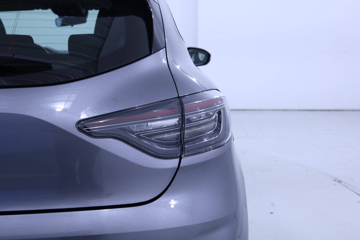 renault-clio-1-5-blue-dci-2024-diesel-1461cc