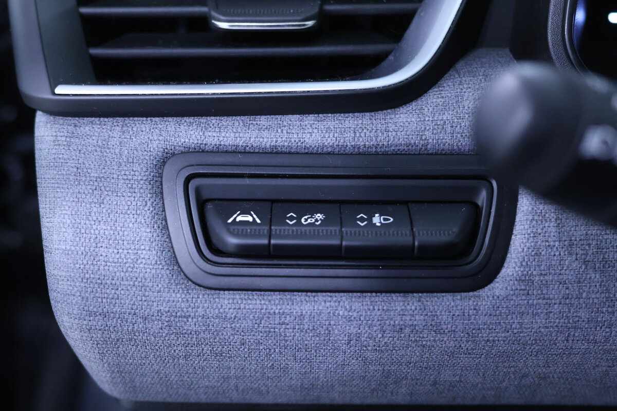 renault-clio-1-5-blue-dci-2024-diesel-1461cc