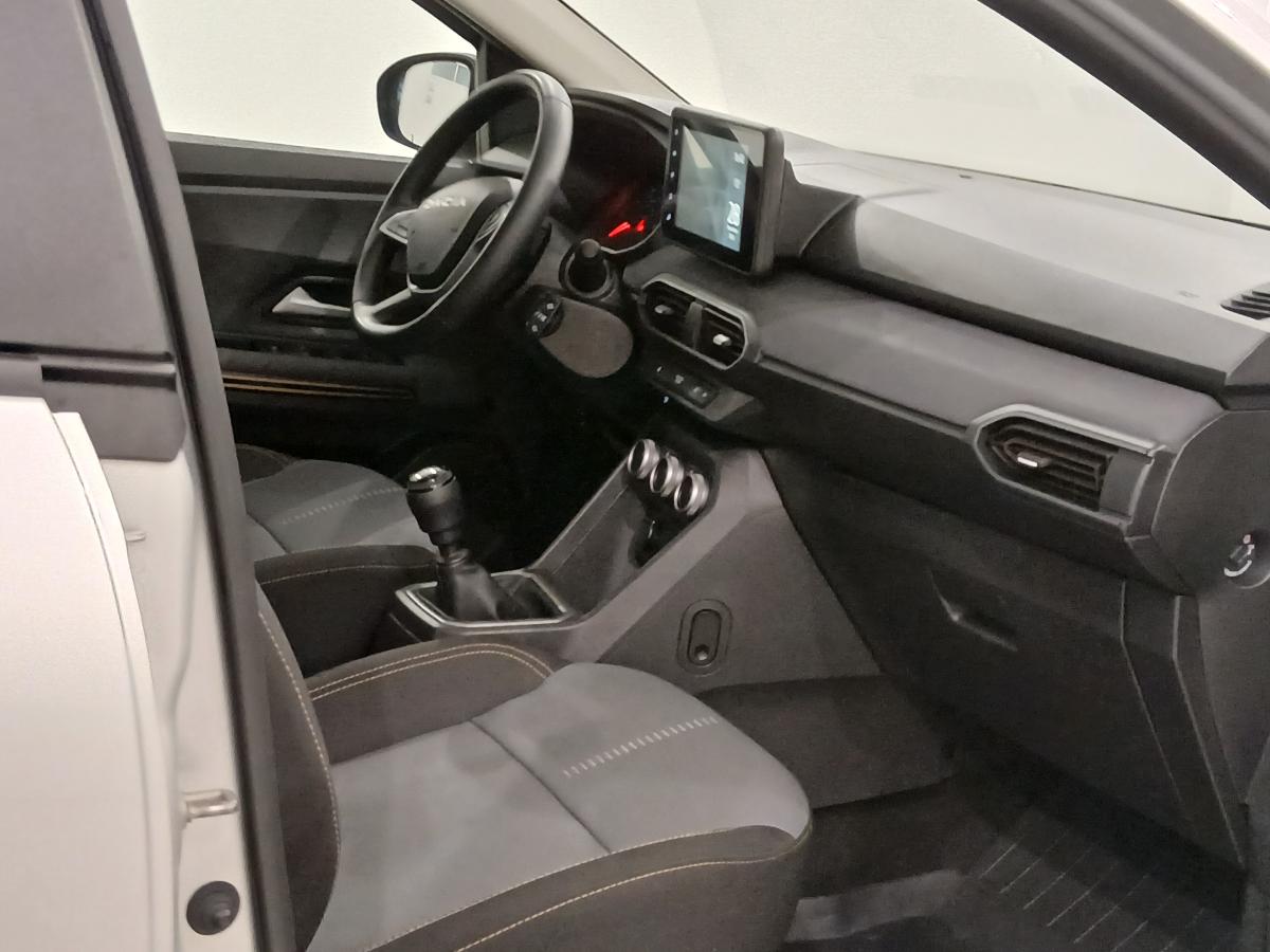 dacia-sandero-1-0-tce-2024-gasolina-999cc