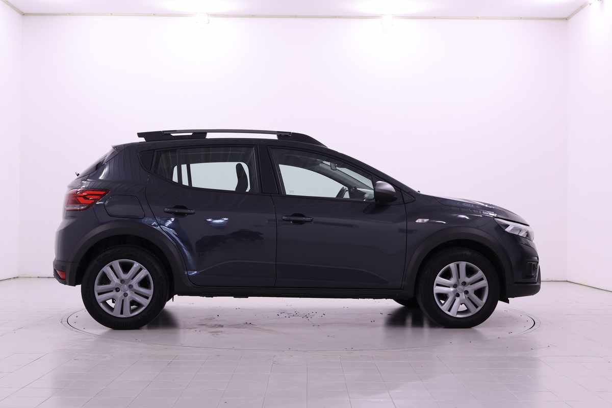 dacia-sandero-1-0-tce-2023-gasolina-999cc