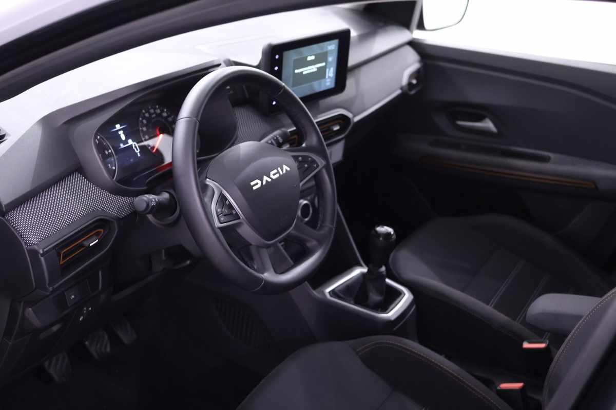 dacia-sandero-1-0-tce-2023-gasolina-999cc