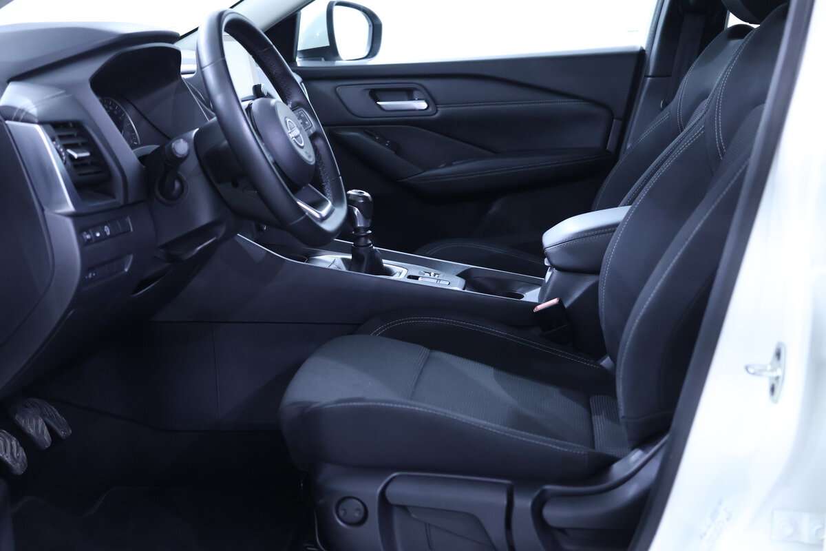 nissan-qashqai-1-3-dig-t-mild-hybrid-2024-gasolina-1332cc