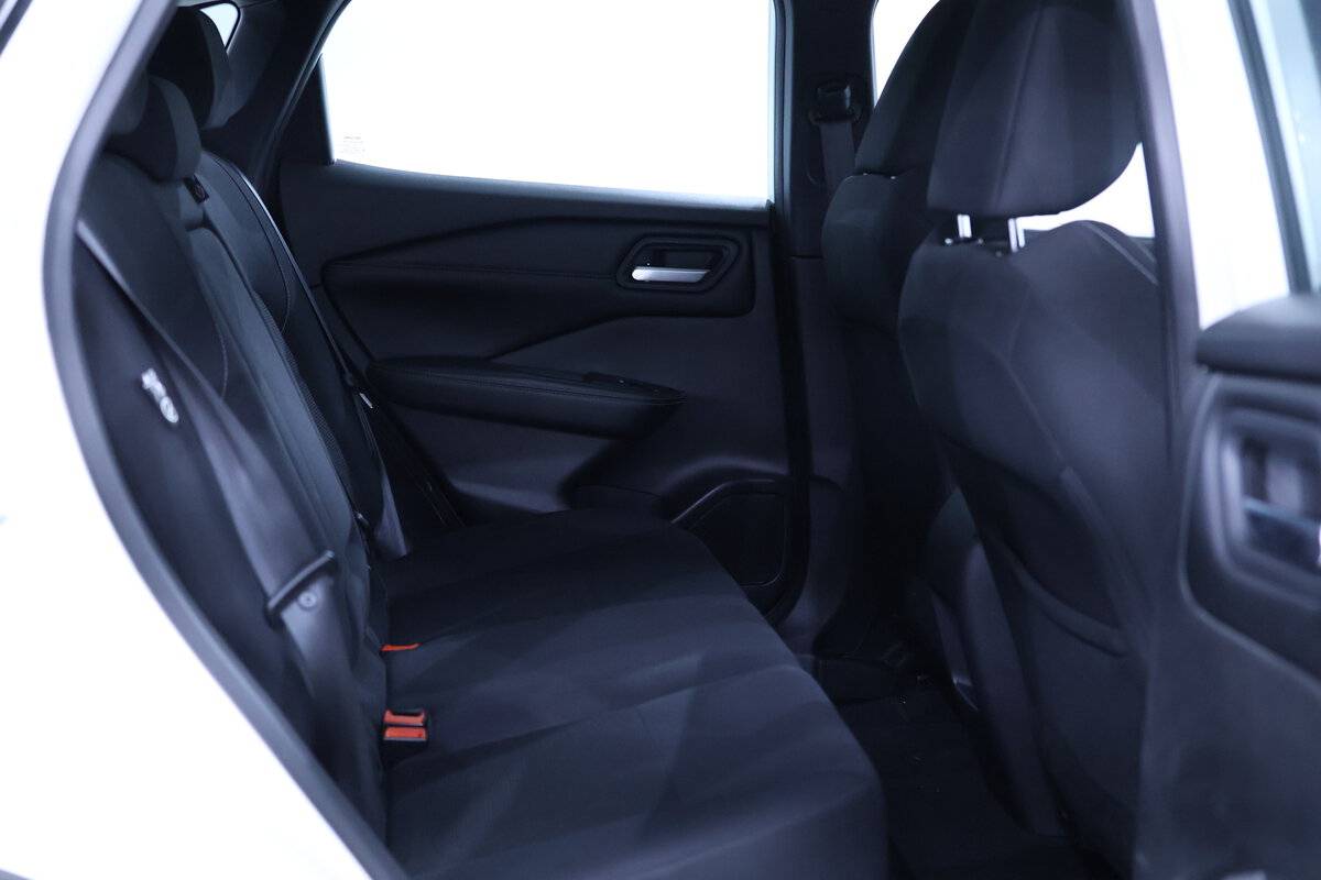 nissan-qashqai-1-3-dig-t-mild-hybrid-2024-gasolina-1332cc