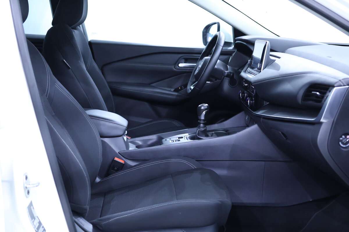 nissan-qashqai-1-3-dig-t-mild-hybrid-2024-gasolina-1332cc