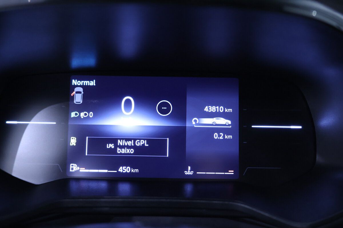 renault-clio-1-0-tce-2024-gasolina-999cc