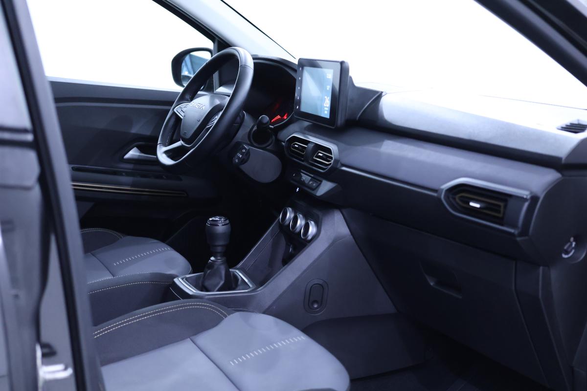 dacia-sandero-1-0-tce-2024-gasolina-999cc