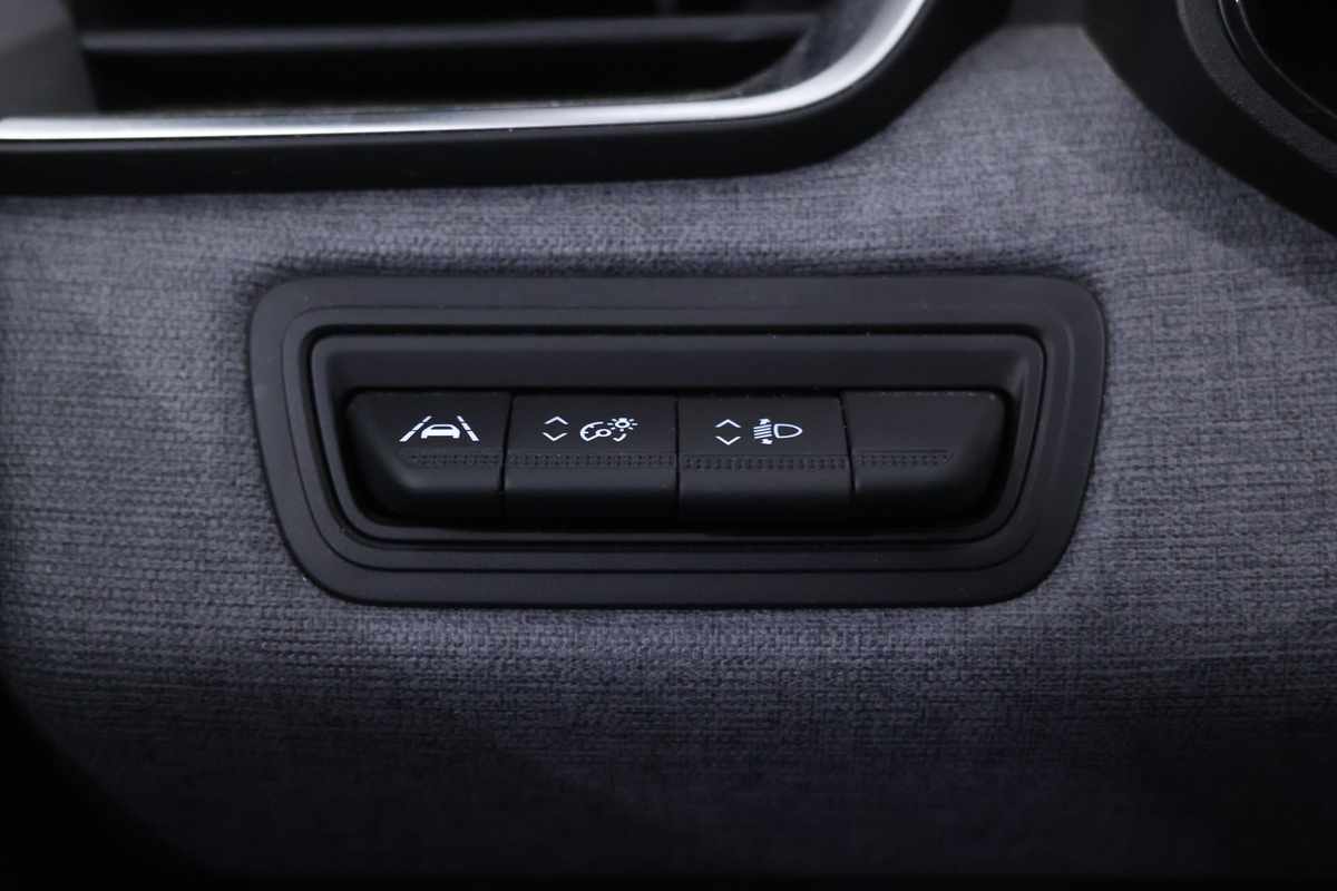 renault-clio-1-0-tce-2023-gasolina-999cc