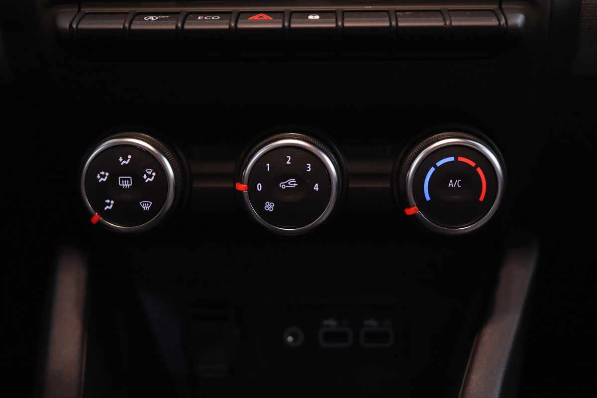 renault-clio-1-0-tce-2023-gasolina-999cc