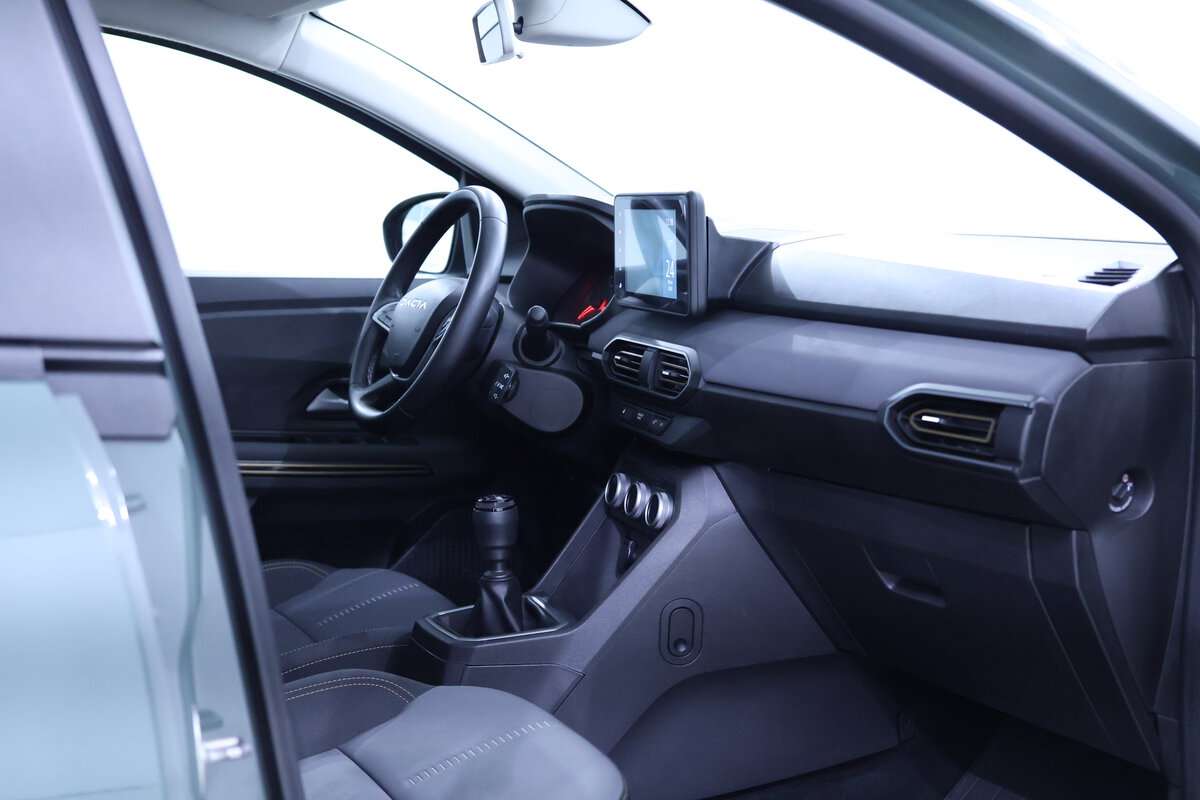 dacia-sandero-1-0-tce-2024-gasolina-999cc