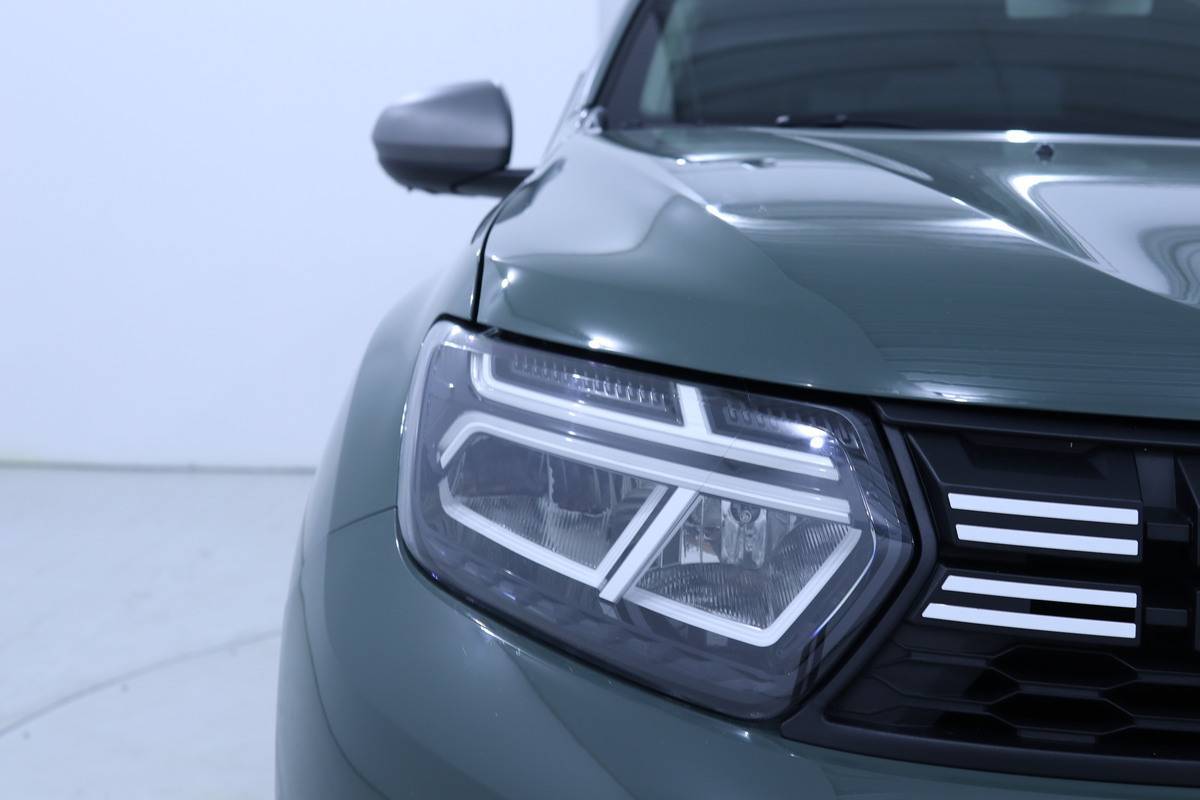 dacia-duster-1-0-tce-2023-gasolina-999cc