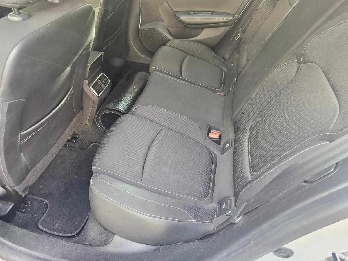 renault-megane-1-6-dci-2018-diesel-1598cc