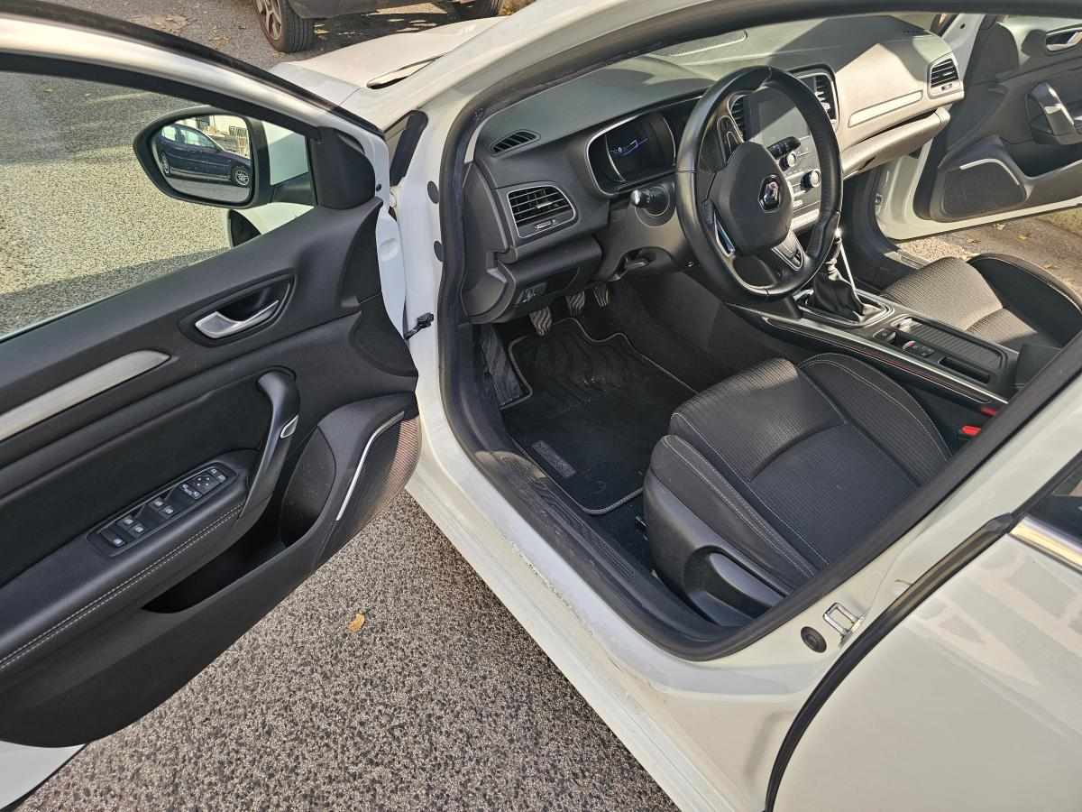 renault-megane-1-6-dci-2018-diesel-1598cc