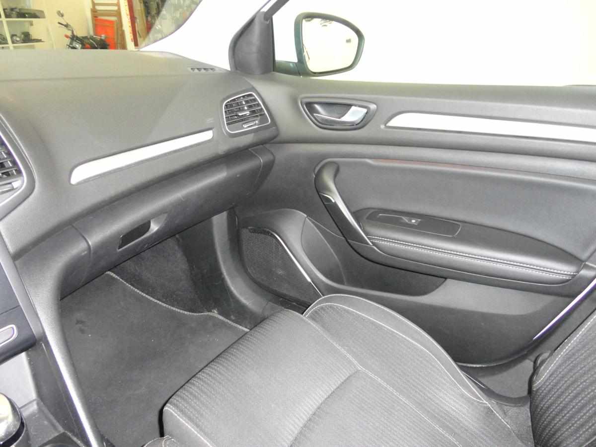 renault-megane-1-6-dci-2018-diesel-1598cc